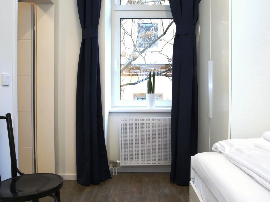 Flatprovider Comfort Eduard Apartment - Contactless Check In Відень Номер фото