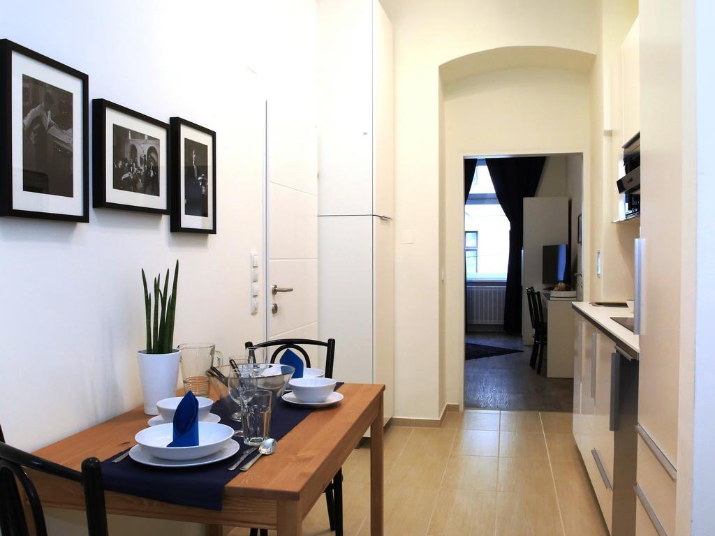 Flatprovider Comfort Eduard Apartment - Contactless Check In Відень Екстер'єр фото