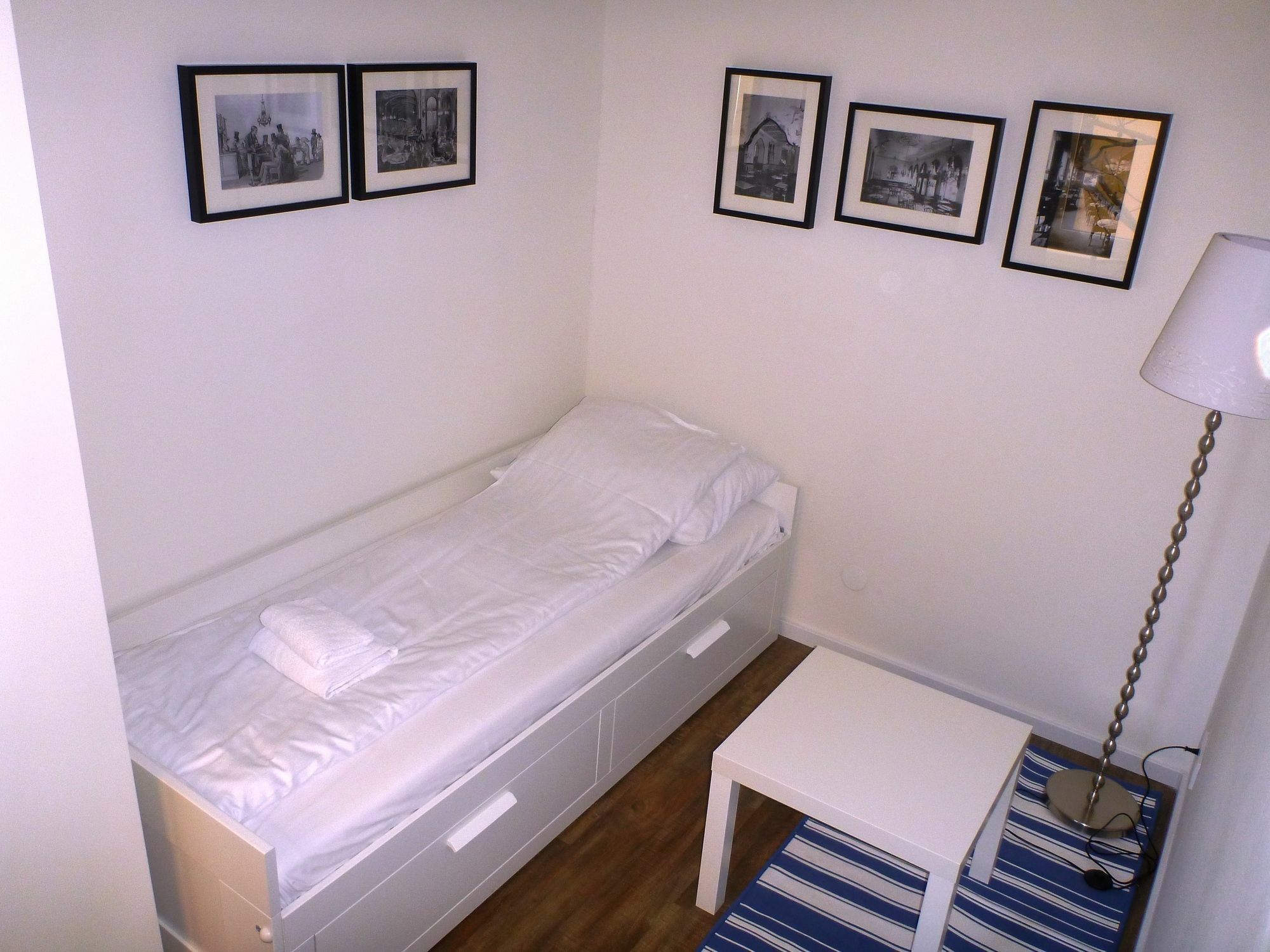 Flatprovider Comfort Eduard Apartment - Contactless Check In Відень Екстер'єр фото