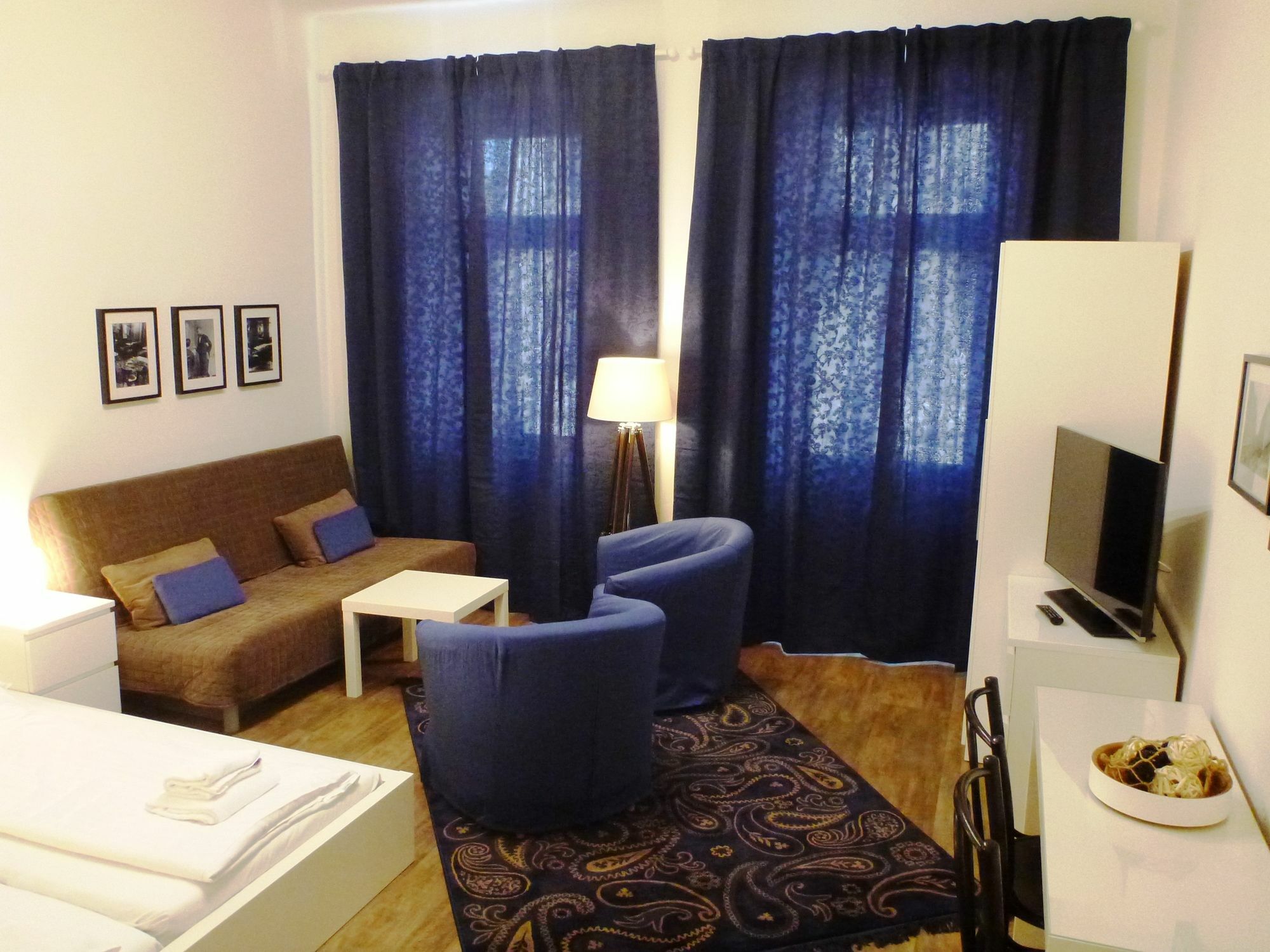 Flatprovider Comfort Eduard Apartment - Contactless Check In Відень Екстер'єр фото